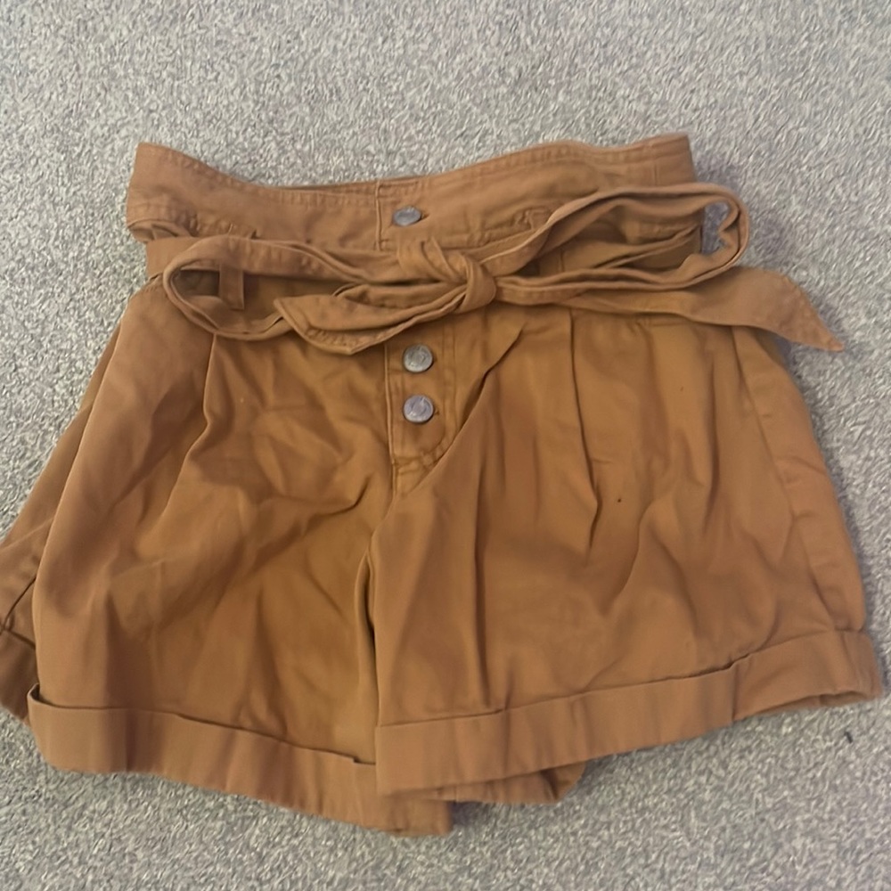 GAP Tan and Brown tie button up shorts
